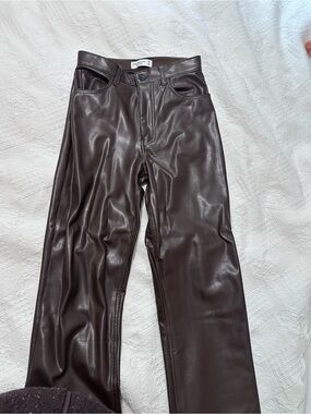 Women’s Abercrombie & Fitch 90’s ultra high rise straight faux leather jeans